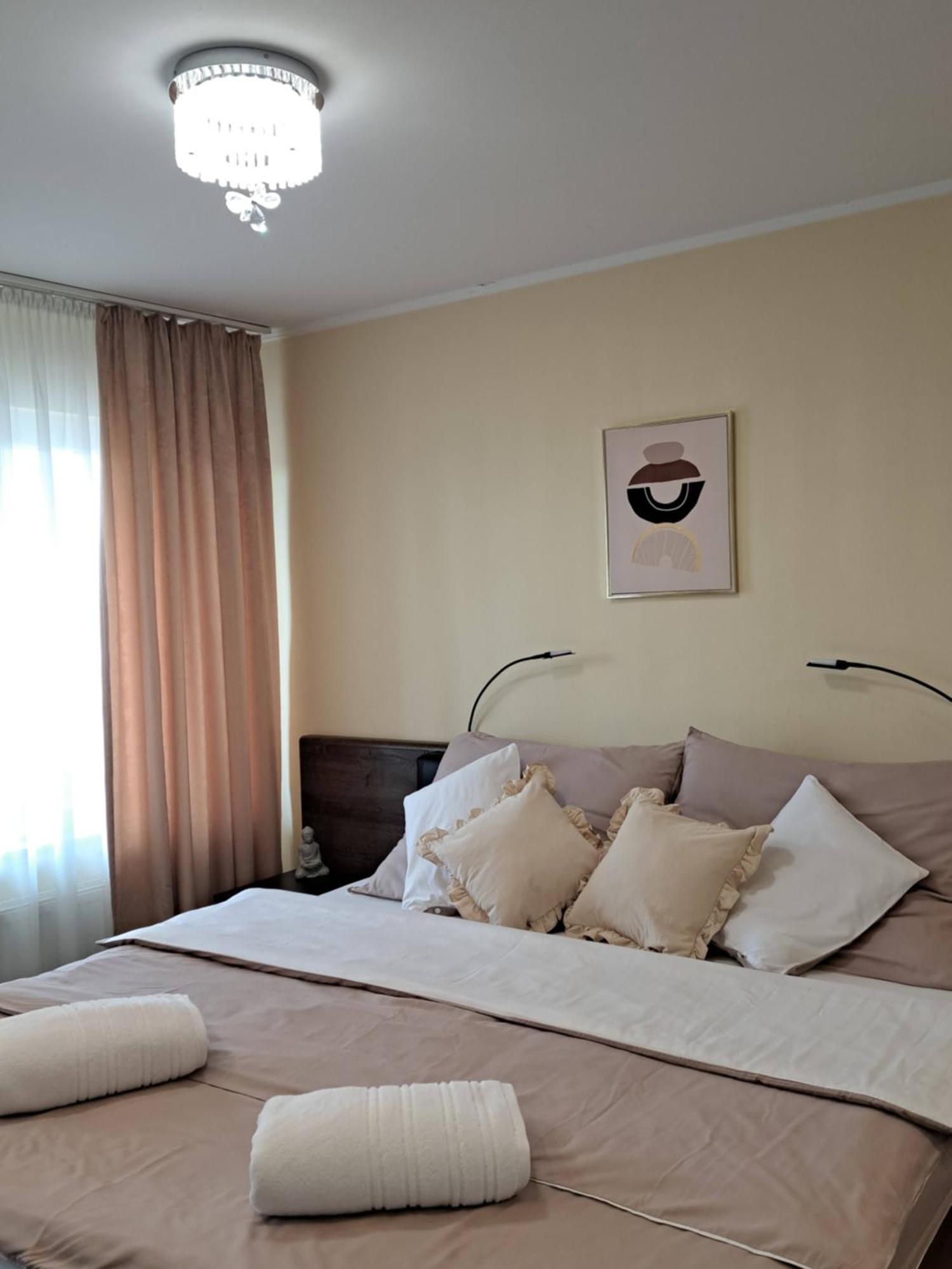 Orient Apartmanhaz Еґер Екстер'єр фото