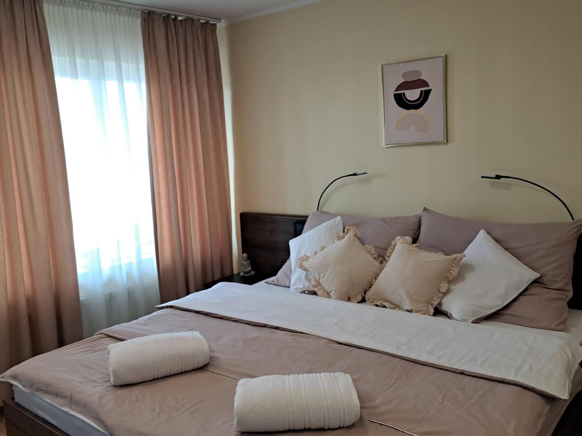 Orient Apartmanhaz Еґер Екстер'єр фото
