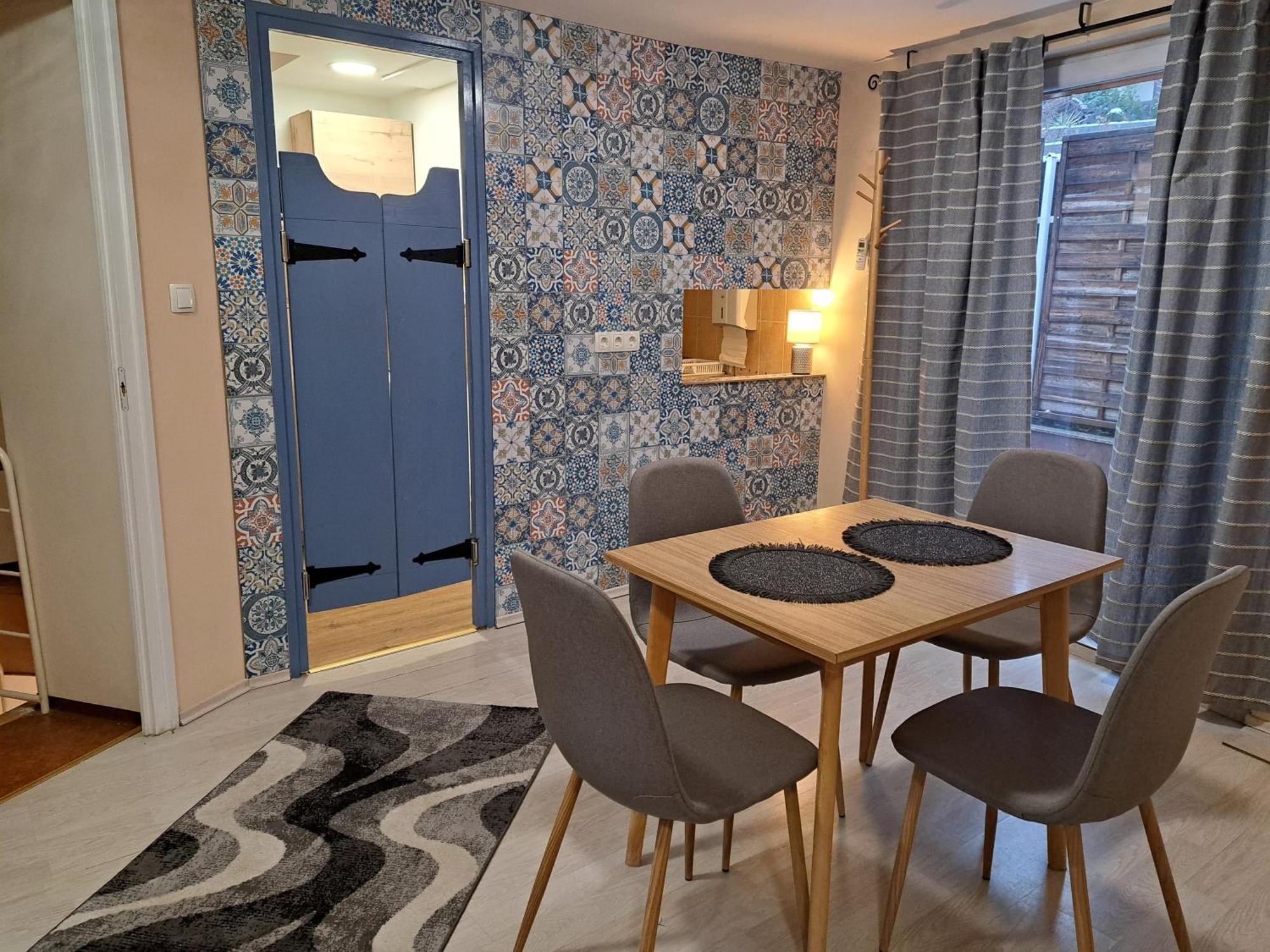 Orient Apartmanhaz Еґер Екстер'єр фото