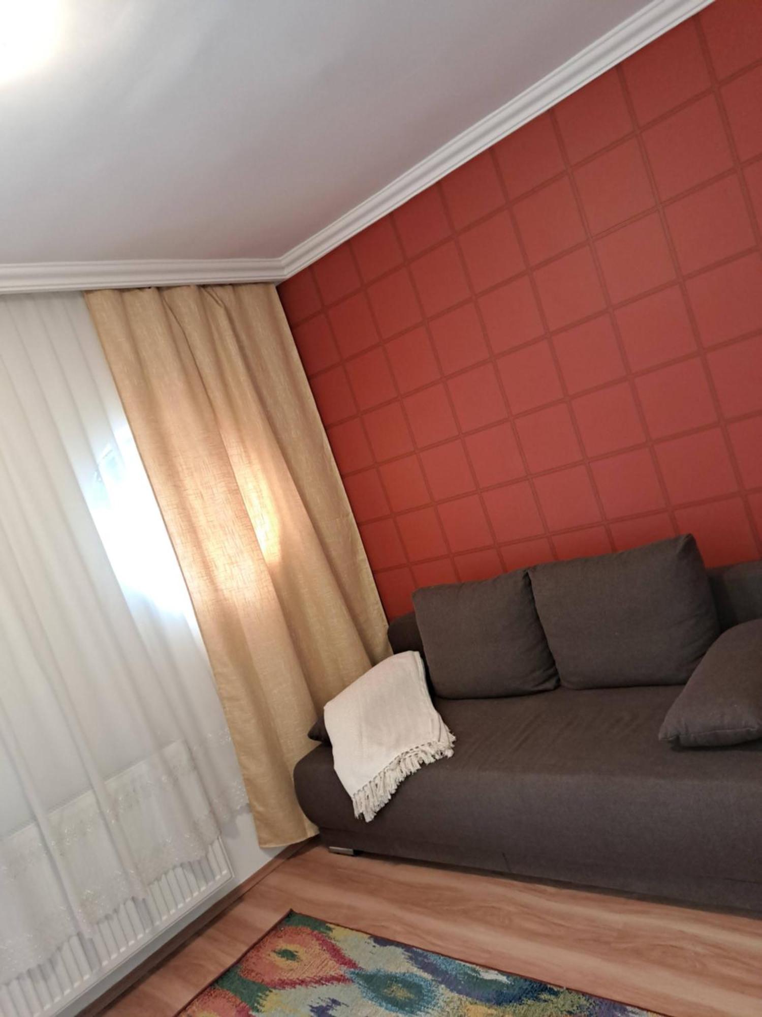 Orient Apartmanhaz Еґер Екстер'єр фото