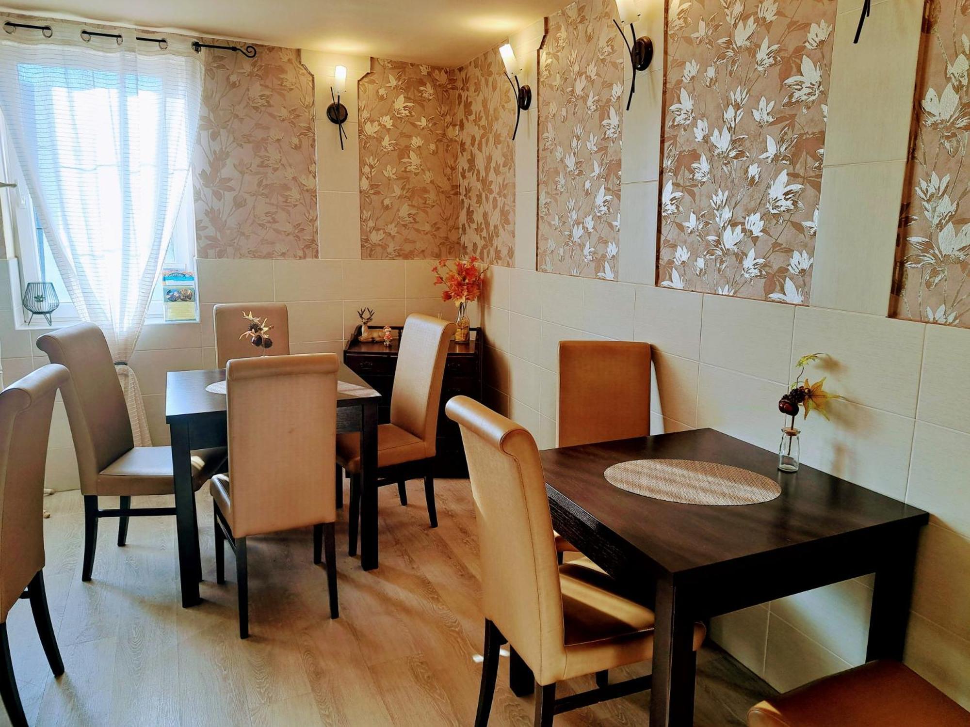 Orient Apartmanhaz Еґер Екстер'єр фото